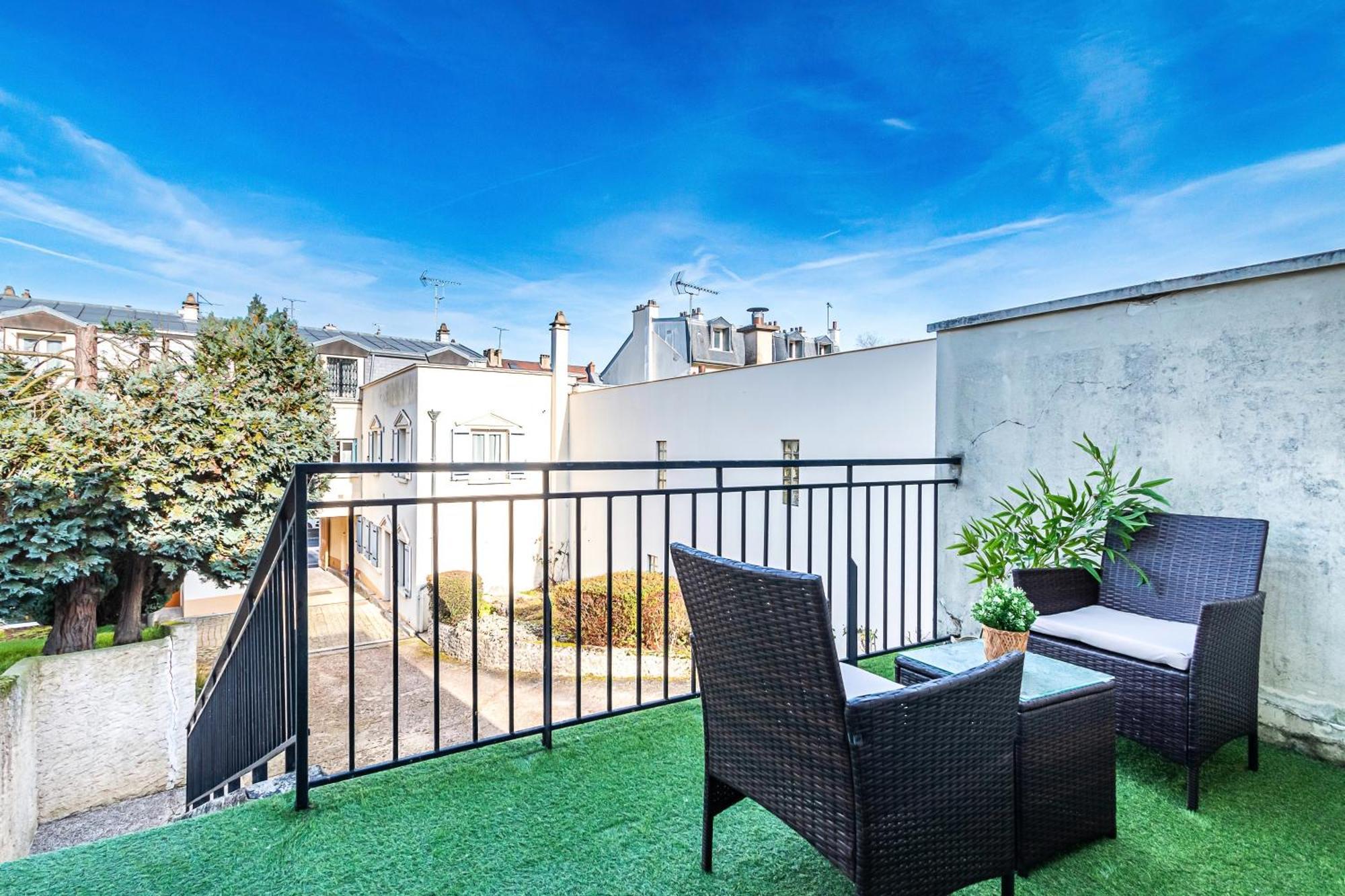 Appart'Hotel Nuiteejour Versailles Saint Cyr L'Ecole Exteriör bild
