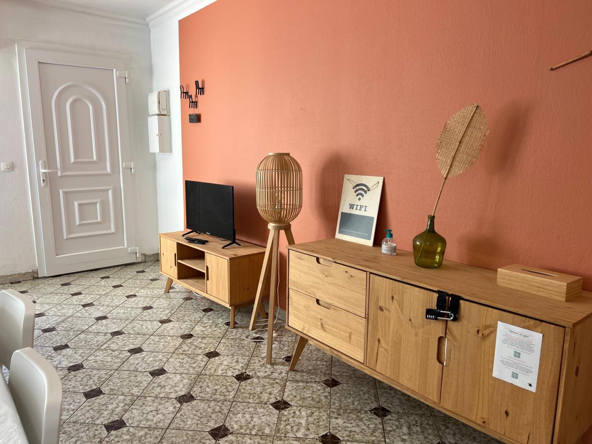Appart'Hotel Nuiteejour Versailles Saint Cyr L'Ecole Exteriör bild