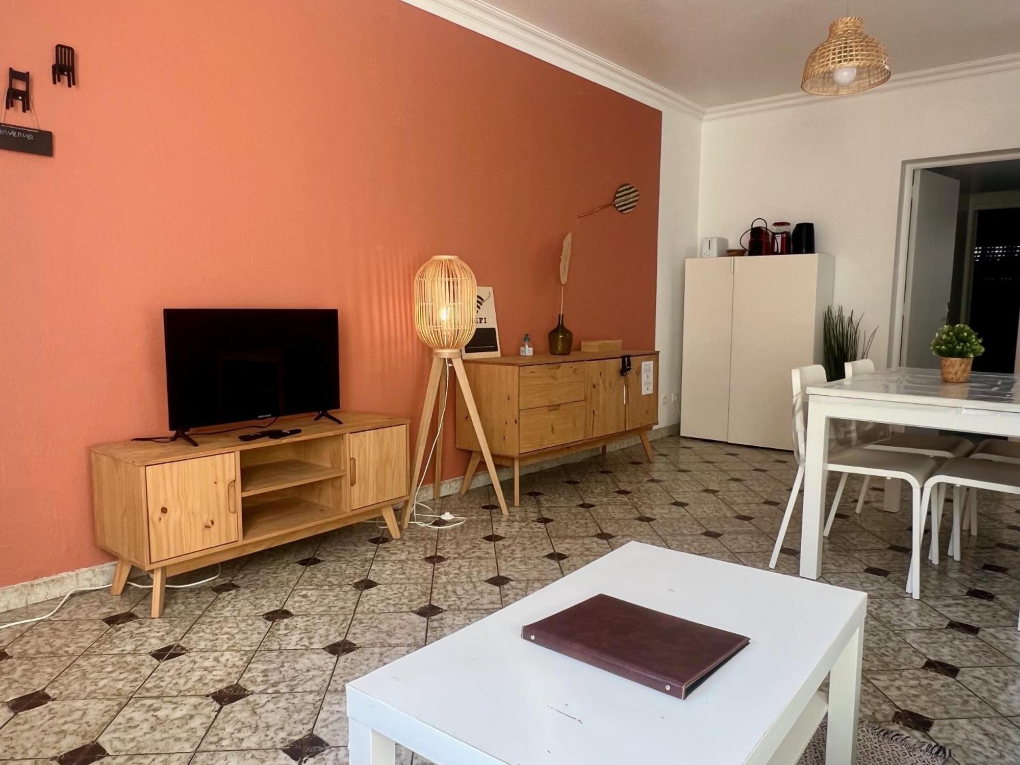 Appart'Hotel Nuiteejour Versailles Saint Cyr L'Ecole Exteriör bild